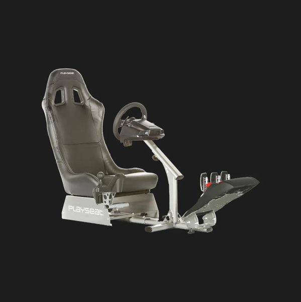 Кокпит с креплением для руля и педалей Playseat Evolution (Black) (UA) 35b60a18-141c-4288-b6e3-bed5ea9ad288 фото