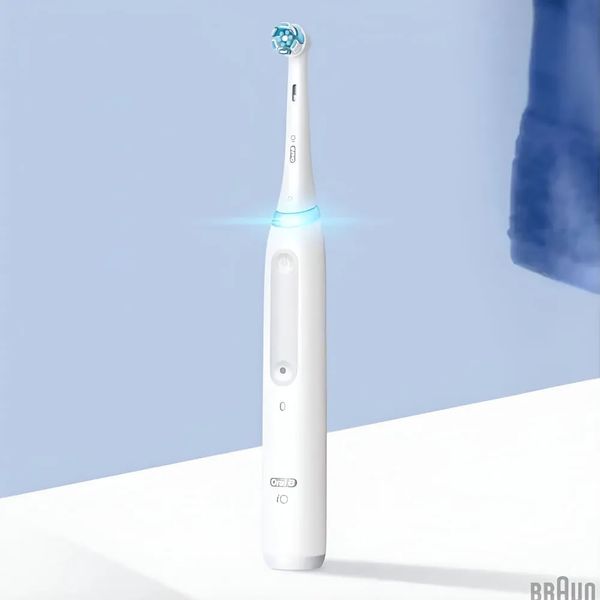 Зубна електрощітка BRAUN Oral-B iO Series 4N (White) 5b5b6ed0-282c-4b89-b24e-96d4c6f70e5c фото