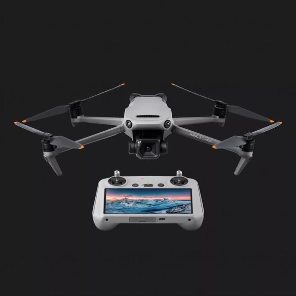 Квадрокоптер DJI Mavic 3 Classic with RC Remote 4ca1c605-4ed1-4af4-ac75-e280c624a355 фото