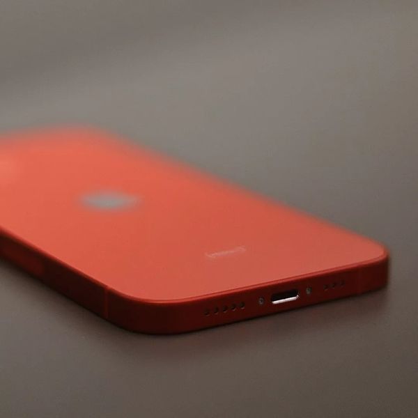 б/у iPhone 12 mini 128GB (RED) (Хорошее состояние, стандартная батарея) fa206d7a-c311-43fc-b3d6-63d98a9a9d1d фото