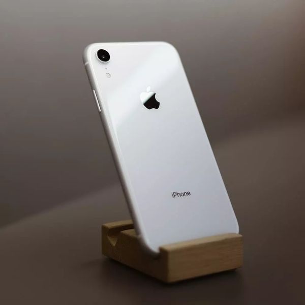 б/у iPhone XR 128GB (White) (Ідеальний стан, нова батарея) 52f30c78-00db-4fe1-ac65-902ada2bb44e фото